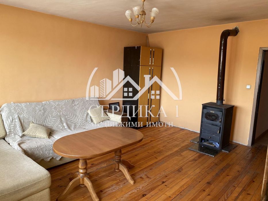 Продава се Къща в с. Изгрев, Област Благоевград - 330 кв.м за 576 €/кв.м - Снимка #2