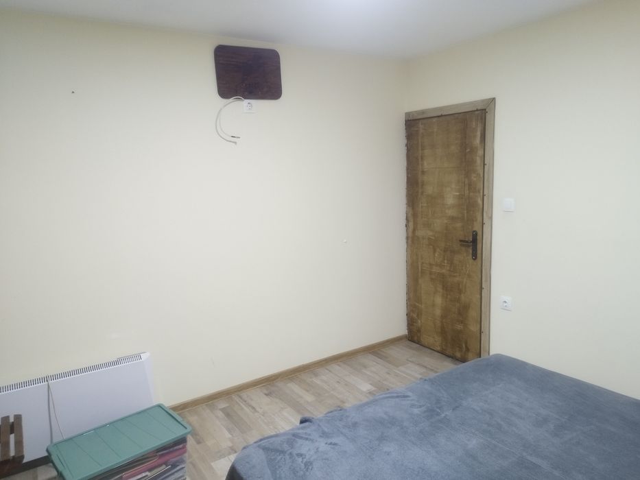 Продава се Етаж от къща в Дупница - 76 кв.м за 443 €/кв.м - Снимка #11