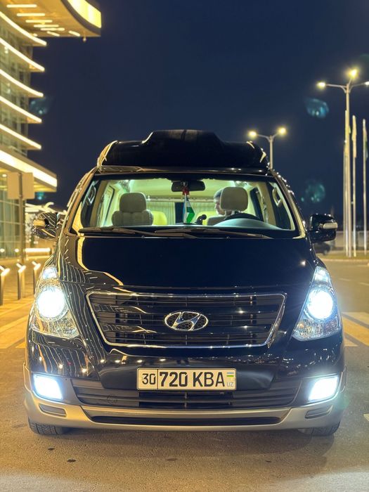 Hyunadi grand starex Limusine