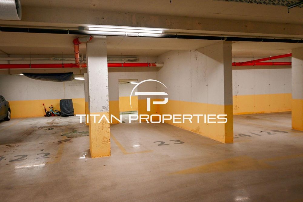 Продава се Четиристаен апартамент в София, Люлин 6 - 218 кв.м за 1053 €/кв.м - Снимка #15