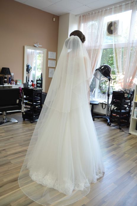 Vand rochie de mireasa