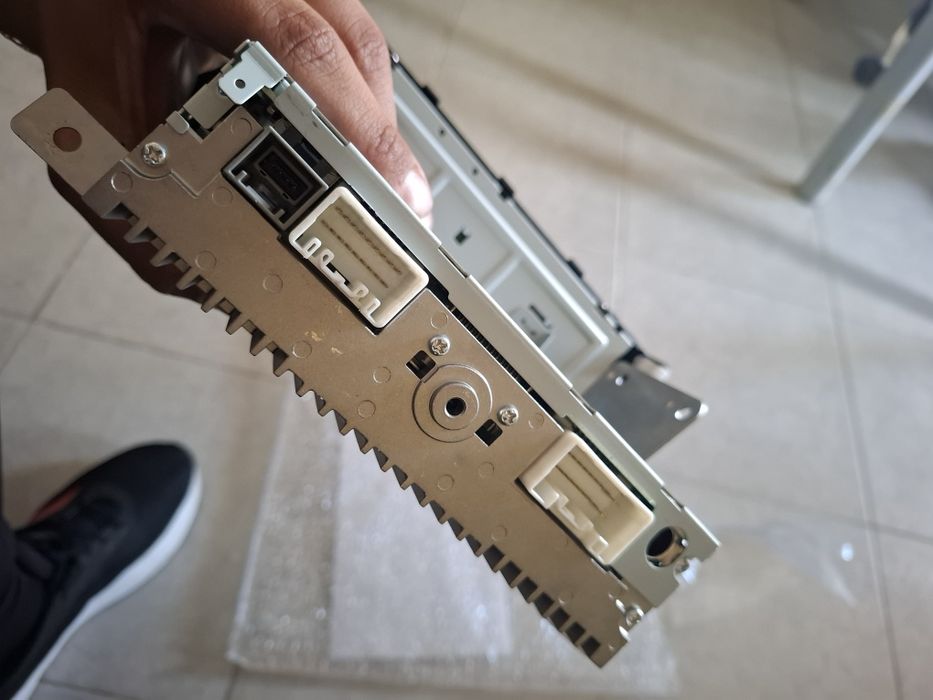 Части за Митсубиши Спейсстар Mitsubishi Spacestar Спасестар подгрев