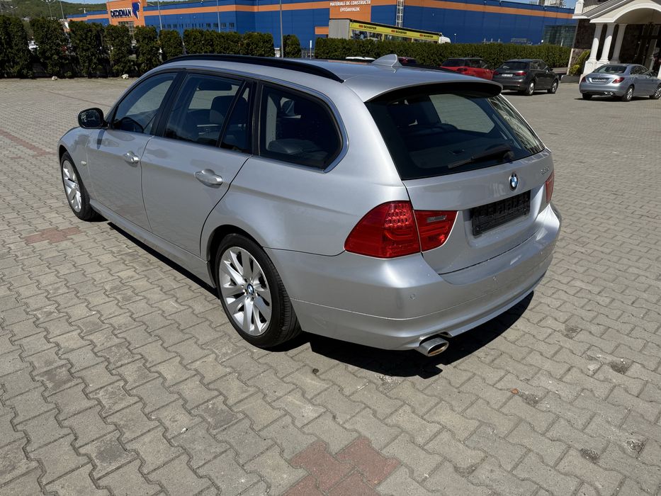 BMW 3 Series 2011 — imagine 3