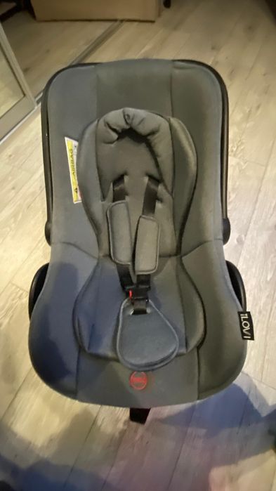 Детское авто кресло