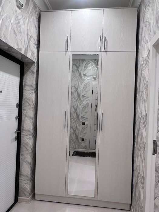 Шкаф готовий и на заказ