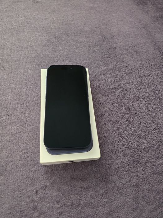 Vand/Schimb Iphone 17 pro/256 Nou- Activat