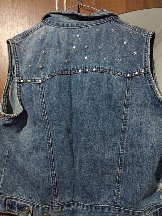 Vesta denim cu ținte