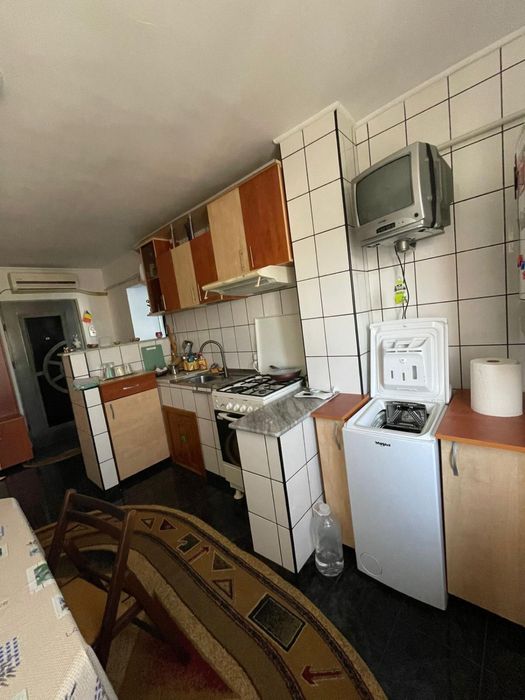 Vand Apartament Dragasani , lângă Proper