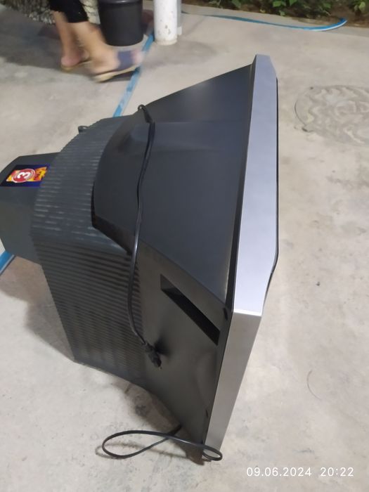 Телевизор model LG