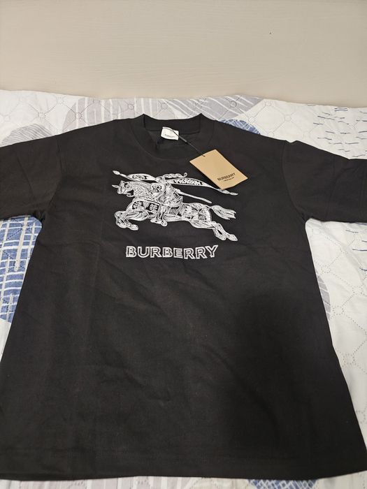 Черна тениска Burberry размер М