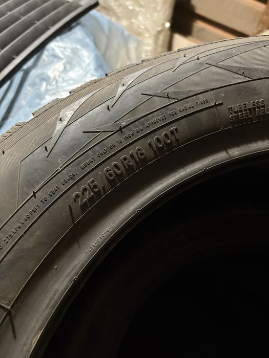Балон резины Toyo 225/60/18,
