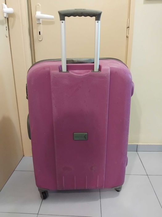 Estil Голям оригинален твърд куфар 77 см.