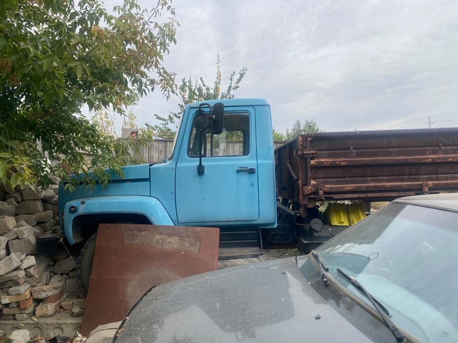 Срочно продам Газ 53