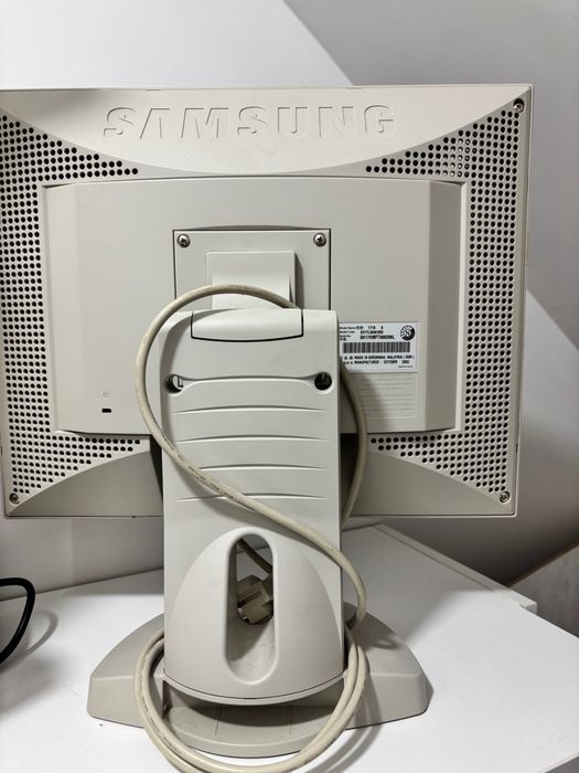 Монитор Samsung  171S