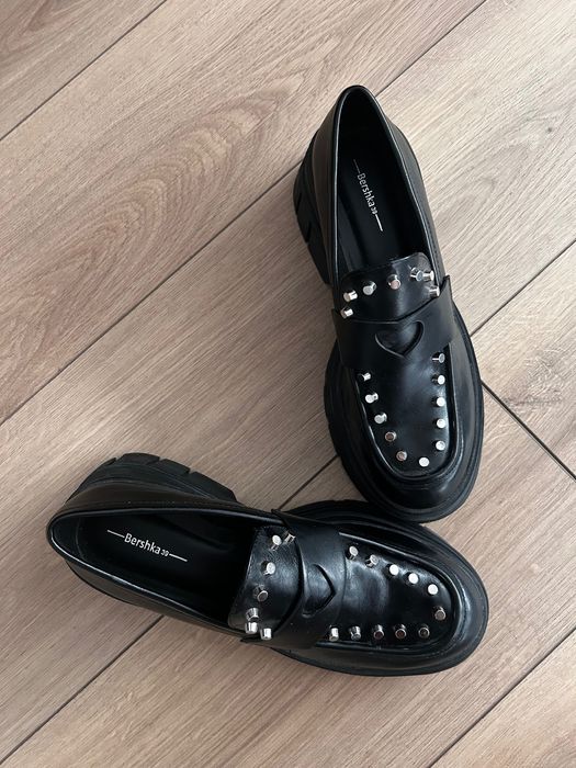 Дамски обувки Bershka – номер 39