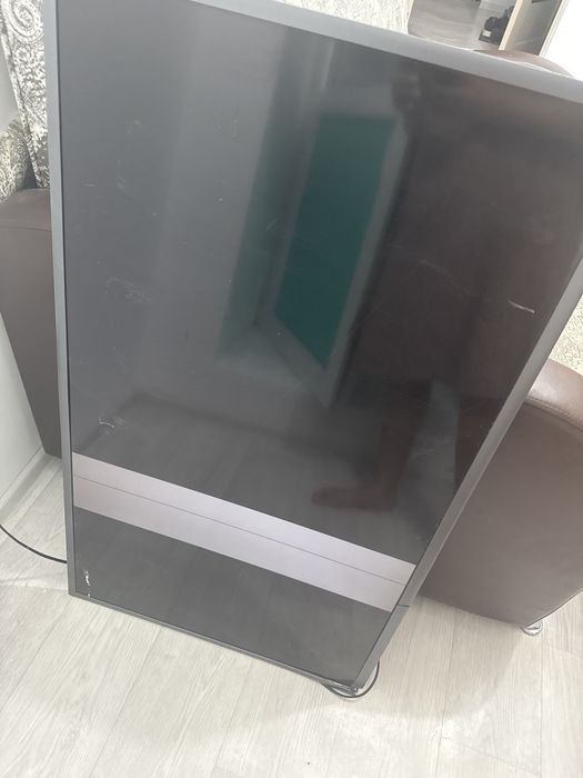 Продам телевизор на запчасти