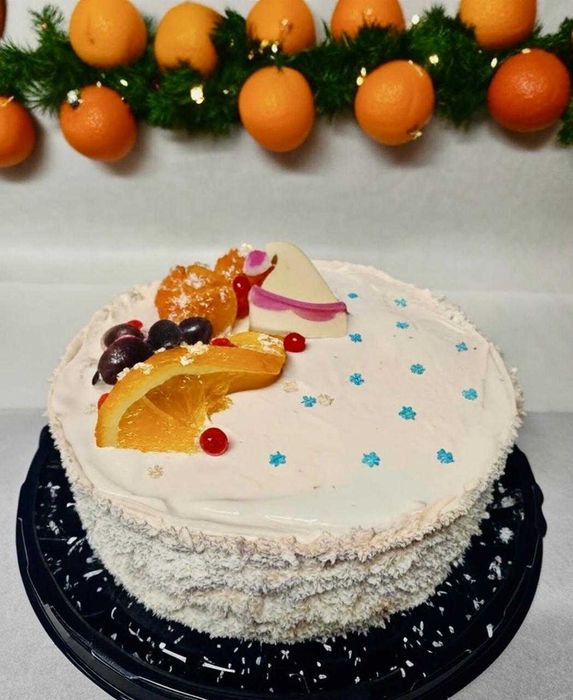 Торты свежие. оптом