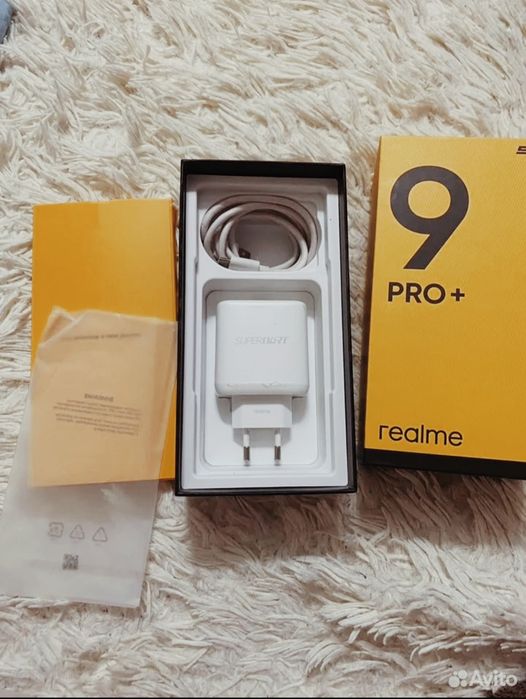 Продам Realme 9 Pro Plus 8/256