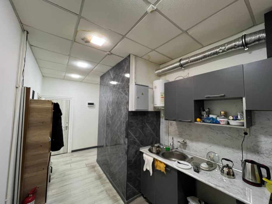 Аренда под офис перекросток Афруз ВДОЛЬ ДОРОГИ