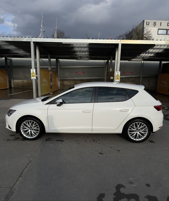 Seat Leon 2016 diesel, 7.759 € — imagine 4