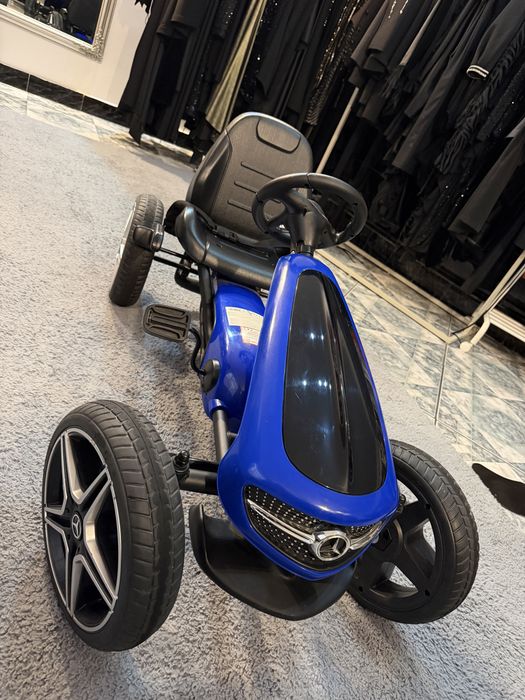 Kart Mercedes albastru