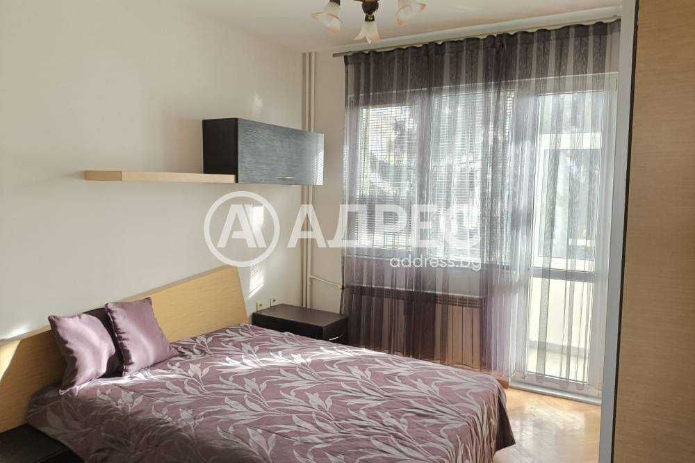 Продава се Тристаен апартамент в Разград, Център - 82 кв.м за 1866 €/кв.м - Снимка #4