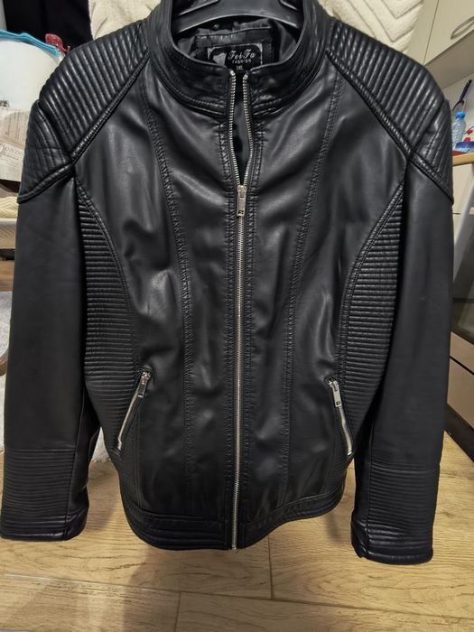Кожено яке ново 3XL, 35лева, изкуствена кожа дамско.