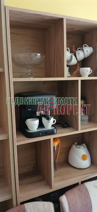 Дава се под наем Тристаен апартамент в Варна, Лятно кино Тракия - 80 кв.м за 408 € - Снимка #2