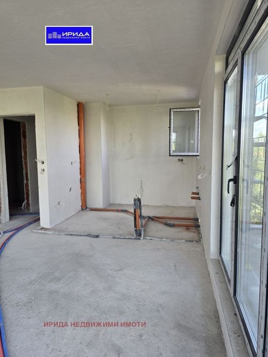 Продава се Мезонет в София, Младост 4 - 202 кв.м за 1249 €/кв.м - Снимка #1