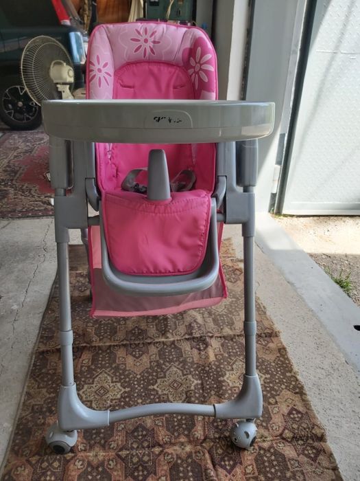 Детский стульчик для кормления