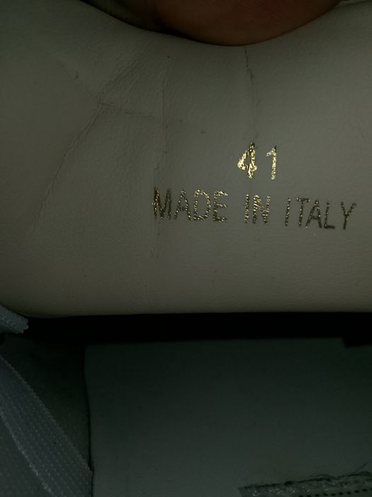 Кроссовка легит гарантия