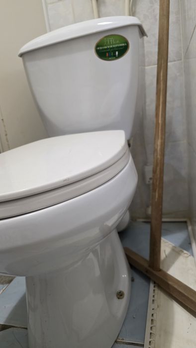 продам унитаз бу