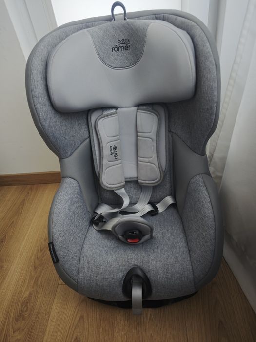 Столче за кола Britax Römer Trifix2-i size