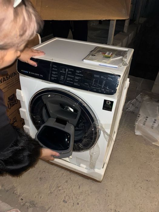 Samsung 7 Kg новый 2 шт