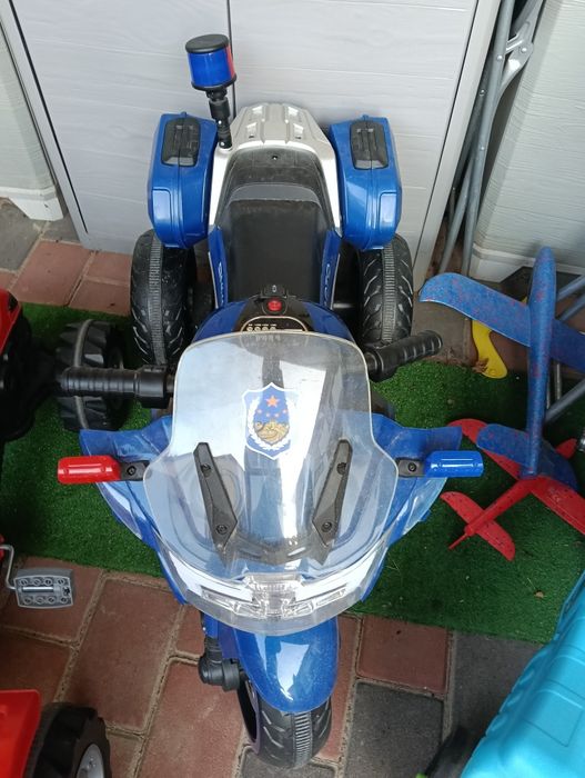 Vând motocicleta poliție  copii