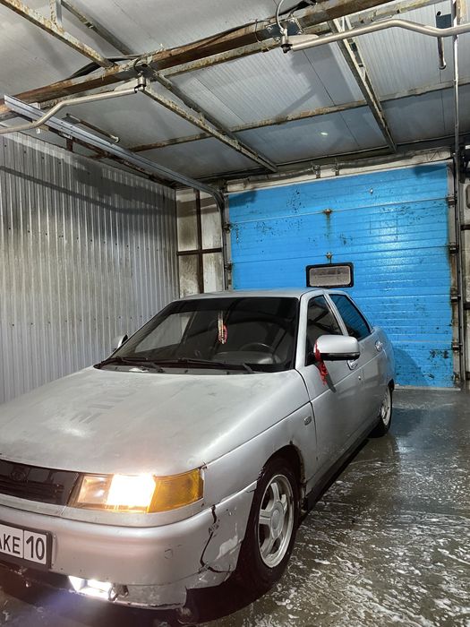 В продаже ваз 2110