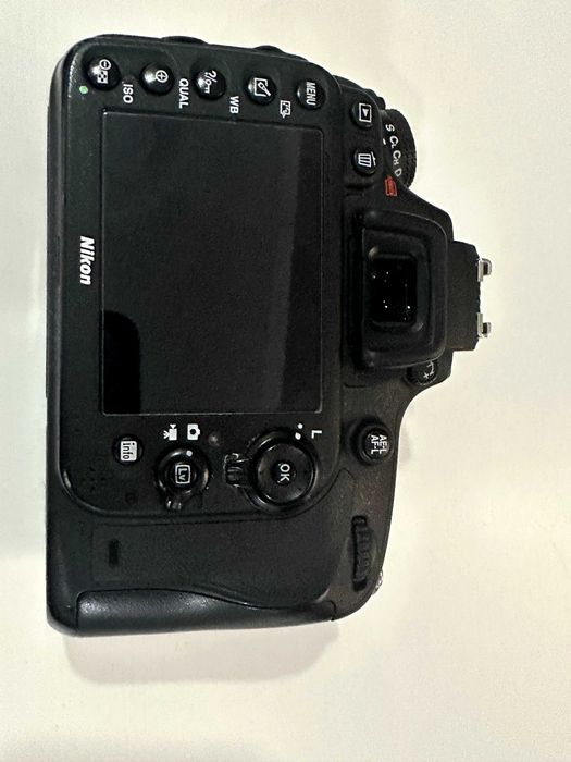 Nikon D610 Body Full Frame FX – Stare Foarte Bună