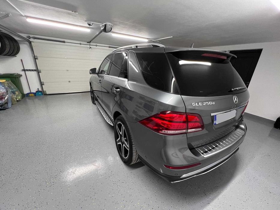 GLE 250d Facelift | ILS | Keyless-Start | Park Assist | Piele | 30.11.2017 | 210000