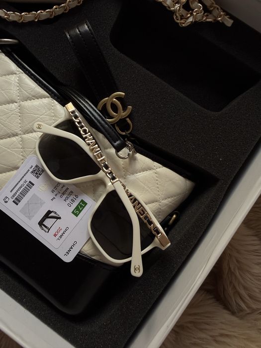 Две Chanel чанти