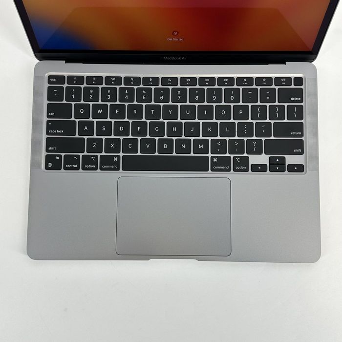 MacBook Air M1 (2020) – 8GB RAM