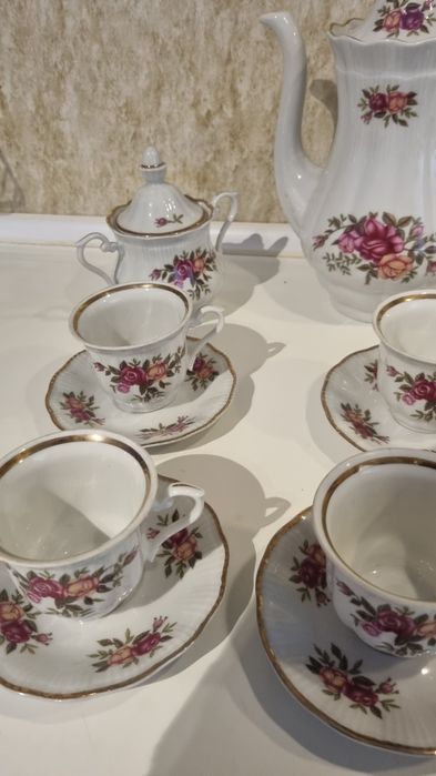 Порцеланов коплект