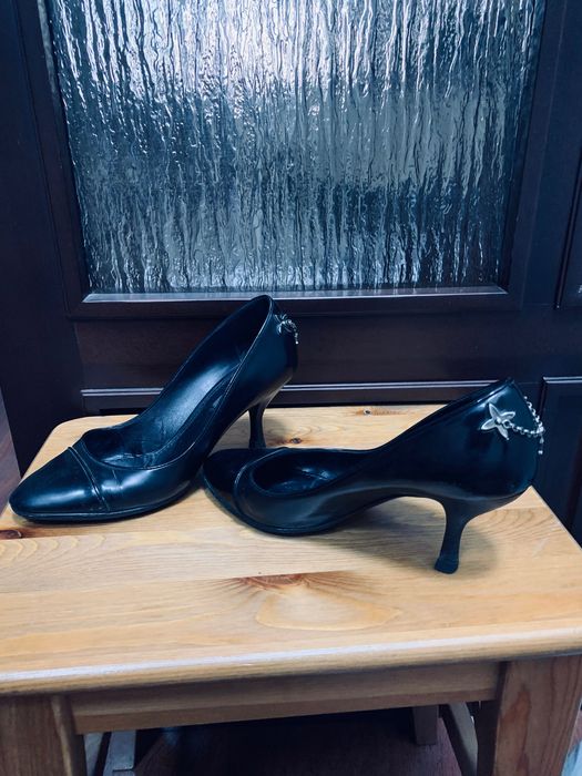 Обувь женская брендовая