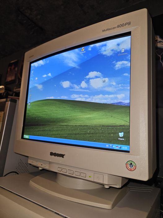 Sony Trinitron Multiscan 400ps професионален CRT монитор
