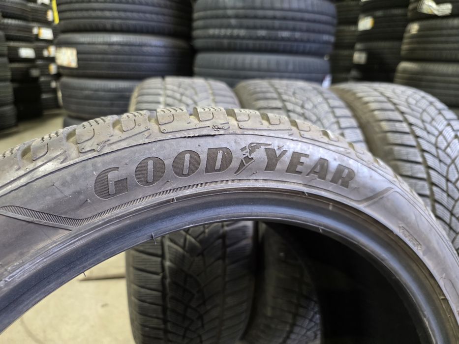 225/45/19 GOODYEAR 4бр
