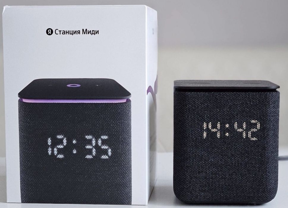 Смарт колона/ Smart speaker