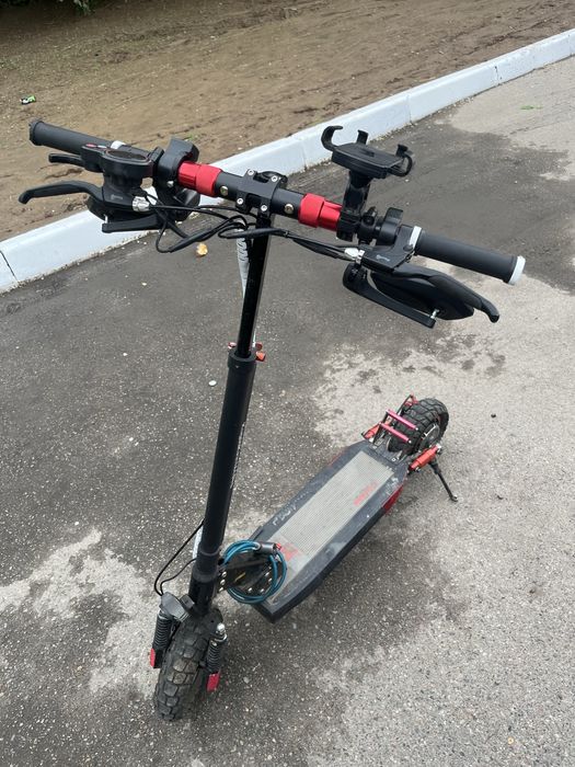 Продам электросамокат kugo m4 pro
