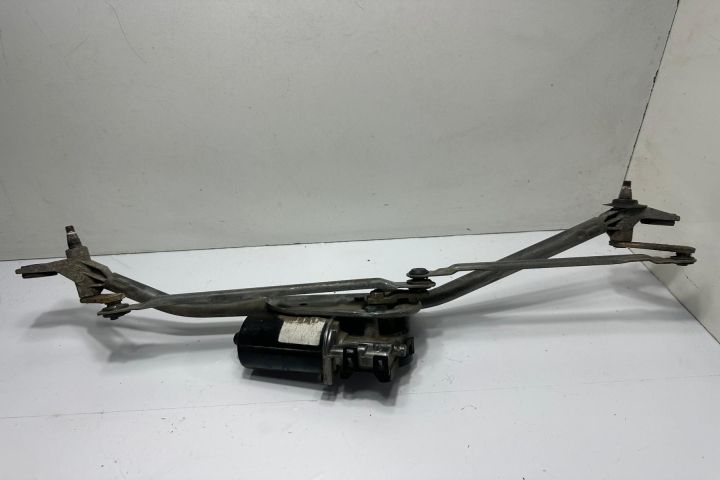 Ansamblu stergator parbriz cu motoras 8d1955605B Volkswagen VW Passat