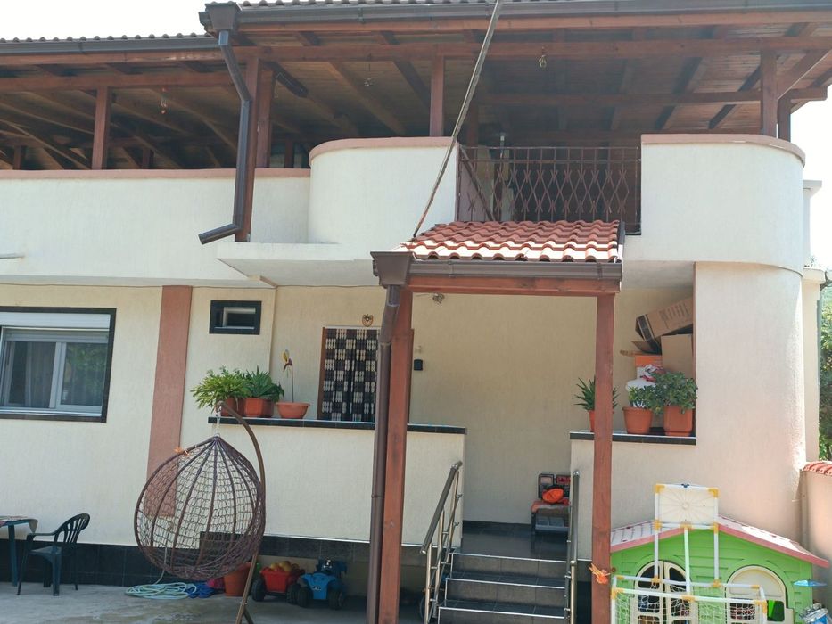 Продава се Къща в Петрич - 100 кв.м за 2200 €/кв.м - Снимка #1