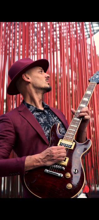 Уроки вокала, гитары и укулеле