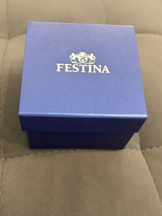 Ceas Festina nou